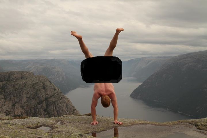The Naked Handstander