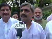 kejriwal-meets-nitin-gadkari-over-e-rickshaws-in-delhi-as-govt-to-come-up-with-laws-over-the-same