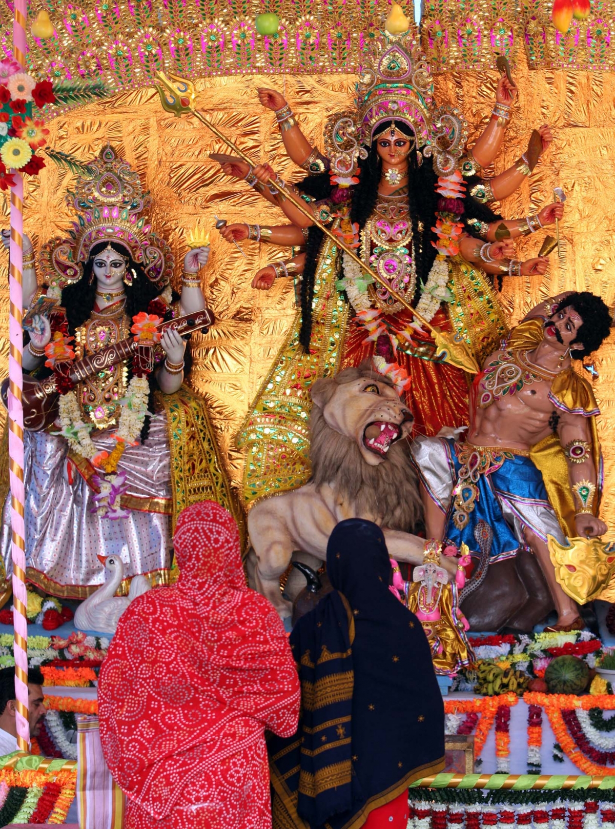 Navratri Special – From 'Gujarat' to 'West Bengal': Nine Days Celebration In India