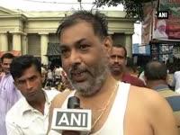 hindus-take-holy-dip-in-ganges-as-they-pay-tribute-to-ancestors-on-new-moon-day-in-kolkata