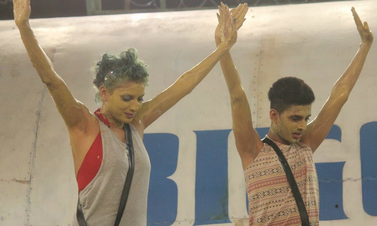 'Bigg Boss 8' Day 2 Recap: Upen Makes Sukirti Cry, Gautam and Diandra