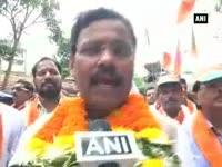 bjp-leaders-file-nomination-for-upcoming-maharashtra-bypolls