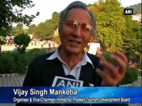 apple-festival-satiates-taste-buds-of-tourists-in-shimla