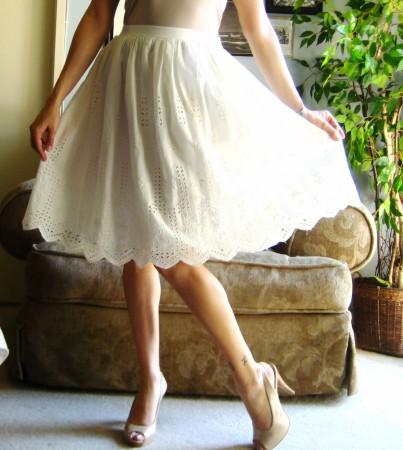 Skirt Size linked to breast cancer among menopausal women Skirt Size linked to breast cancer among menopausal women