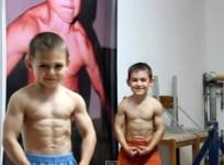 Bodybuilder brothers Giuliano and Claudio