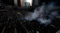 tear-gas-fired-at-chaotic-hong-kong-democracy-protests
