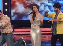 'Bigg Boss 8': Salman learns from 'Haider' star Shahid, Sonali Bombs Sukirti Into Danger Zone