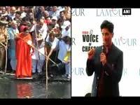 honour-to-design-for-our-national-hero-mr-modi-says-manish-malhotra