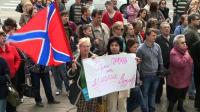 rally-outside-donetsk-university-against-transfer-of-authority