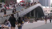 tension-rises-in-hk-as-protesters-stand-their-ground
