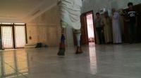 amputee-syrian-rebel-veteran-takes-part-in-mecca-hajj