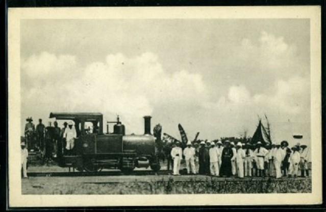 The first locomotive arriving at Léopoldville,Kinshasa in 1898 The first locomotive arriving at Léopoldville,Kinshasa in 1898