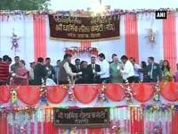 pm-modi-participates-in-dusshera-celebrations-at-subhash-park