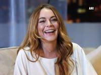 lindsay-lohan-s-stage-debut-receives-mixed-reviews
