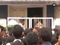 hospital-authorities-remain-apathetic-to-stampede-victims-in-patna