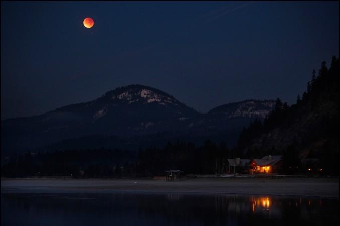 A lunar eclipse A lunar eclipse