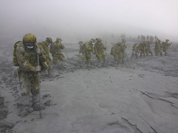 Japan Self-Defense Force (JSDF) soldiers conduct rescue operations on Mount Ontake Japan's Ontake volcano eruption