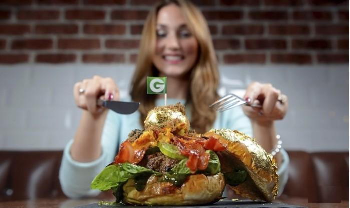Honky Tonk restaurant creates Honky Glamburger, the world's most expensive burger Glamburger, world's most expensive burger