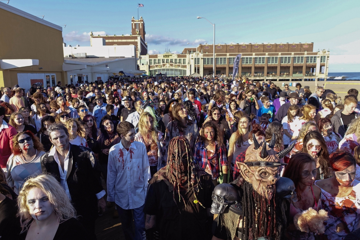 US Zombie Walk 2014 Thousands 'Walk Dead' on Streets of New Jersey