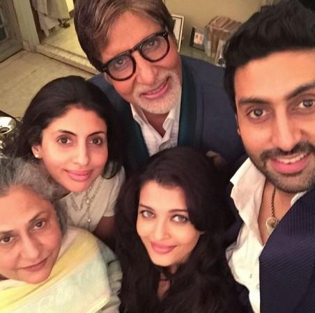 Aishwarya Rai, Abhishek, Jaya and Shweta Click Selfies with Birthday Boy Amitabh Bachchan Bachchans Selfie