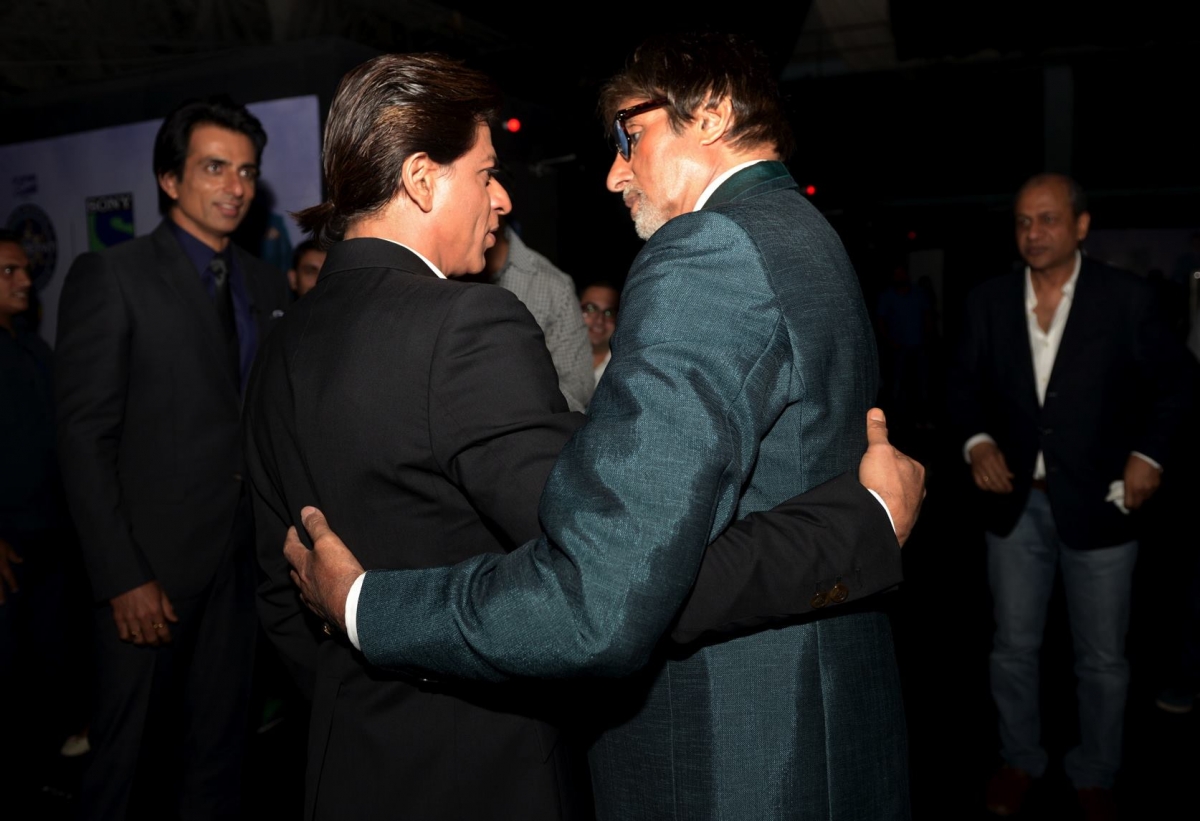 Shah Rukh Khan and Amitabh Bachchan Shah Rukh Khan and Amitabh Bachchan