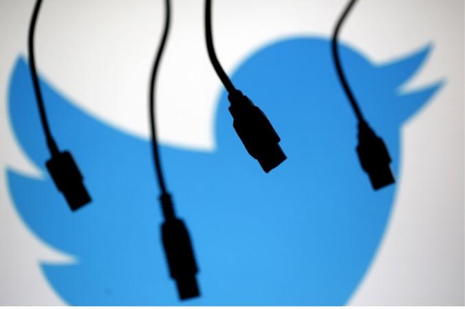 Twitter is teaming up with Groupe BPCE, France's second largest bank to allow its customers to transfer money via tweets. Now transfer money on Twitter