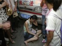 Women Strips Chinese 'Mistress', Beat Her Brutally against Country's 'Concubine Culture'