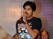 Pawan Kalyan Takes a Call on Black Market in Hudhud-Affected Vizag