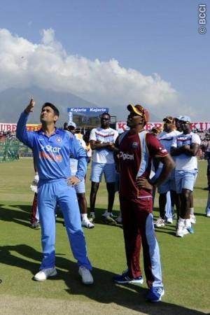 MS Dhoni India Dwayne Bravo West Indies