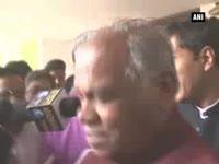 manjhi-takes-a-u-turn-on-his-chopping-doctors-hands-remarks-says-it-was-a-hindi-proverb