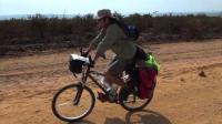 ex-s-african-soldier-pedals-back-to-angola-25-years-after-war