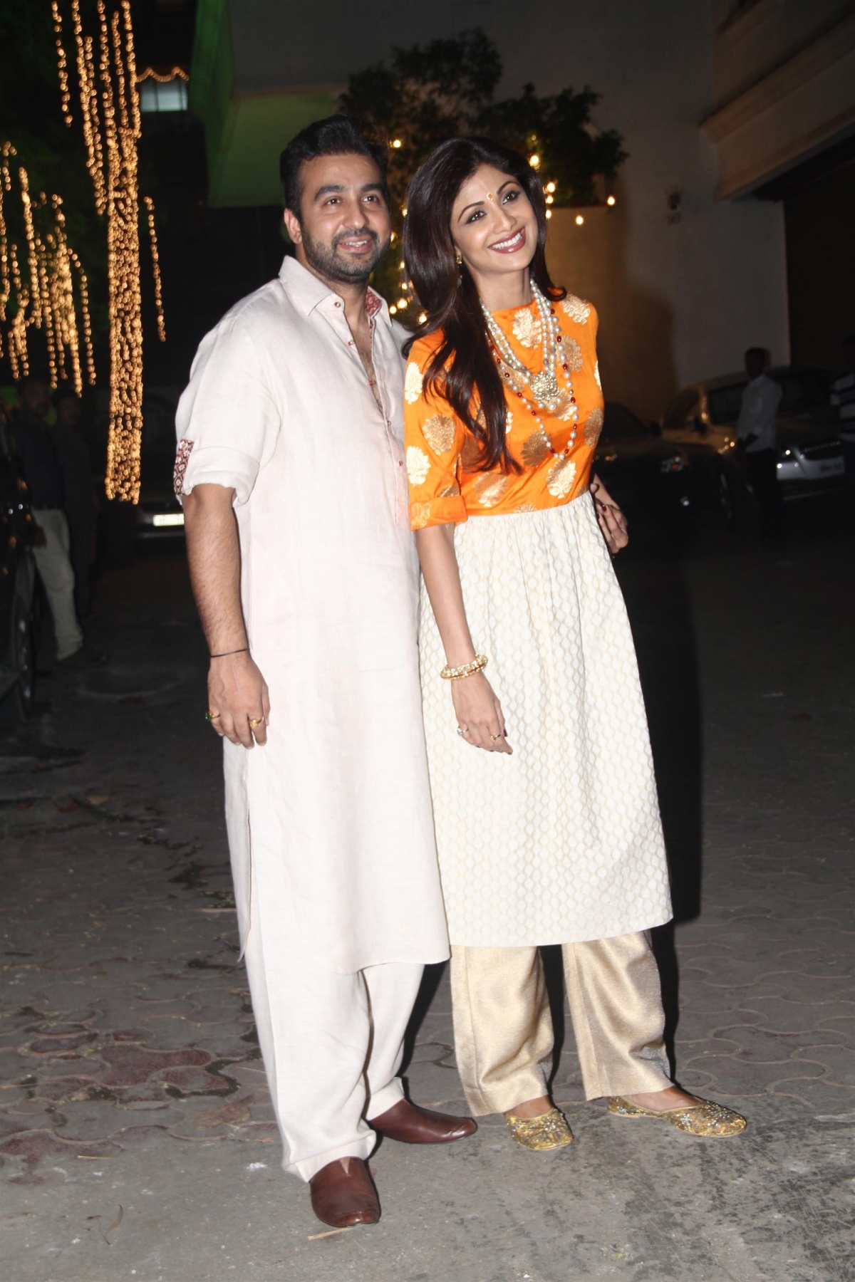 Shilpa Shetty Kundra and Raj Kundra in festive mood Shilpa Shetty Kundra