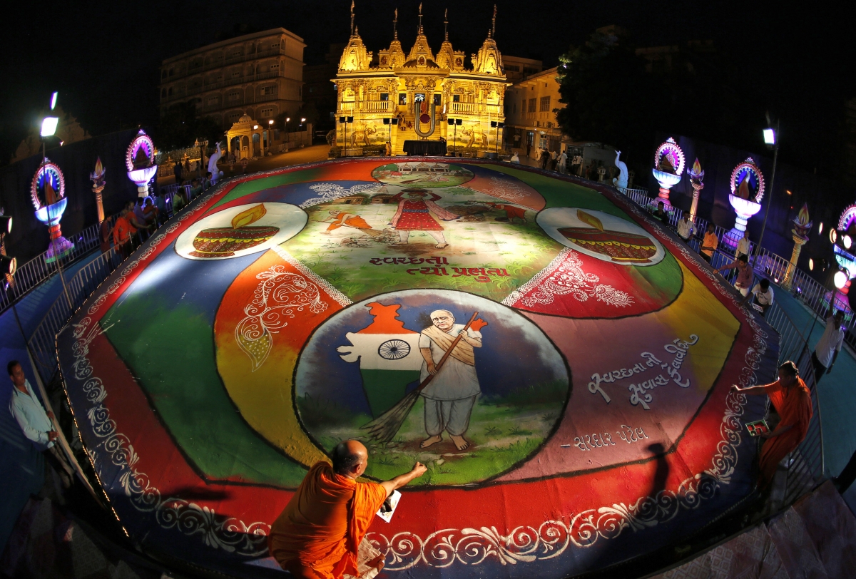 Beautiful Rangoli Designs for Diwali