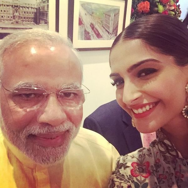 Sonam Kapoor takes a selfie with PM Narendra Modi and tweets #bestselfieever #namo #modivate #relliancefoundation Selfie with NaMo