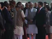 pm-modi-holds-talk-with-vietnam-pm-to-boost-ties