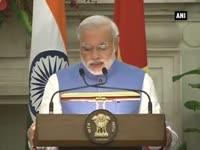 modi-and-vietnamese-pm-nguyen-tan-dung-address-media-part-1