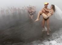 bizarre wedding photos