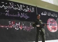 ISIS, Sunni Islamic hardliner jihadists lined up 30 other Sunni men in a town west of Baghdad and shot them dead.