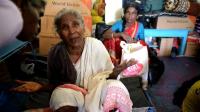 sri-lanka-landslide-survivors-take-refuge-in-relief-camp