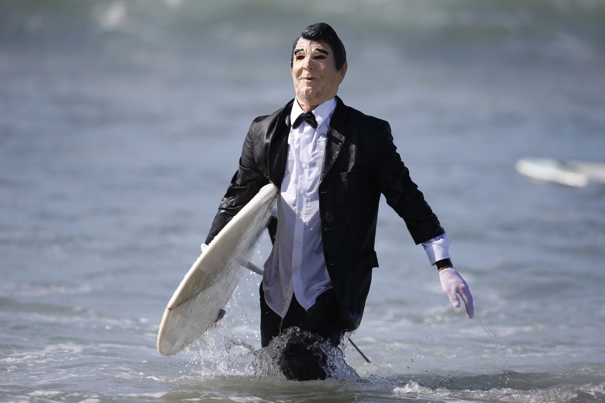 Boarding House Haunted Heats Halloween surf contest