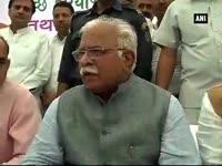 ml-khattar-carries-out-swachata-abhiyan-in-faridabad