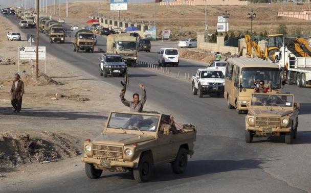 Peshmerga Forces on their way to the Kurdish town of Kobani,Syria.