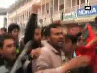 shi-ite-muslims-protest-against-curfew-in-kashmir