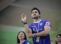 Abhishek Bachchan cheering his team