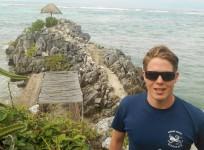 Canadian man offers to take woman named Elizabeth Gallagher on a free world tour
