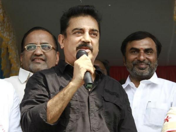 Kamal Haasan is seen speaking at the campaign. Kamal Haasan Speaks
