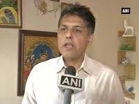 bjp-appreciates-congress-condemns-modis-cleanliness-drive-in-varanasi