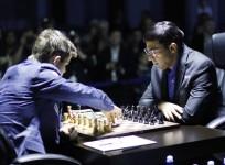 Magnus Carlsen vs Viswanathan Anand