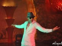 Bigg Boss 8: Ali Flirts With Dippy: Viewers Call his Romance a cheap Strategy to Survive in House