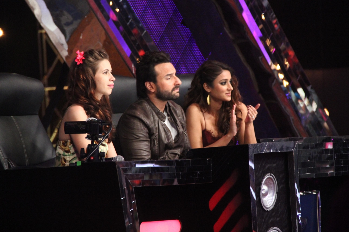 Saif Ali Khan, Ileana D'Cruz and Kalki Koechlin promotes 'Happy Ending' on India's Raw Star Saif Ali Khan, Ileana D'Cruz and Kalki Koechlin promotes 'Happy Ending' on India's Raw Star